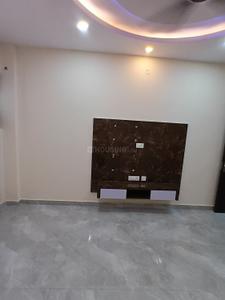 Bedroom Image of 3000 Sq.ft 3 BHK Builder Floor for rent in Sector 116 Noida for Rs. 50000