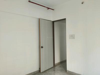Bedroom Image of 680 Sq.ft 2 BHK Apartment / Flat for rent in Shraddha Privilege, Vikhroli East Mumbai for Rs. 52000