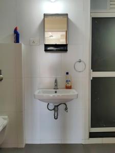 Common Bathroom Image of 750 Sq.ft 2 BHK Apartment / Flat for sale in Wadhwa Wadhwa Atmosphere, Mulund West Mumbai for Rs. 18100000