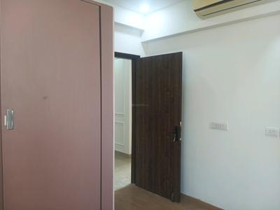 Bedroom Image of 2000 Sq.ft 3 BHK Apartment / Flat for sale in Emaar Imperial Gardens, Sector 102 Gurgaon for Rs. 25000000