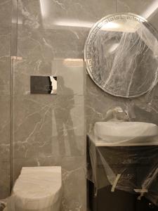 Common Bathroom Two Image of 555 Sq.ft 2 BHK Independent House for rent in Sector 41 Gurgaon for Rs. 40000