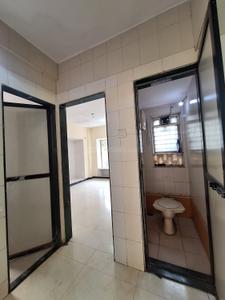 Bathroom Image of 585 Sq.ft 1 BHK Apartment / Flat for sale in Vashi Navi Mumbai for Rs. 16000000