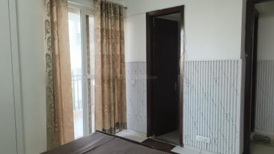 Bedroom Image of 1350 Sq.ft 3 BHK Apartment / Flat for rent in Motiaz Royal Citi, Gazipur Zirakpur for Rs. 30000