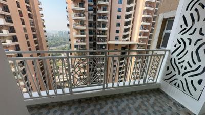Balcony Image of 860 Sq.ft 2 BHK Apartment / Flat for sale in Migsun Vilaasa, Eta II Greater Noida for Rs. 6200000