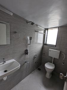 Image of 850 Sq.ft 2 BHK Apartment / Flat for rent in Everest Apartments, Andheri West, Mumbai for Rs. 82000
