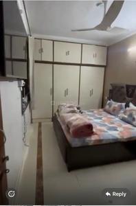 Bedroom Image of 980 Sq.ft 2 BHK Builder Floor for sale in Shalimar Bagh New Delhi for Rs. 14000000
