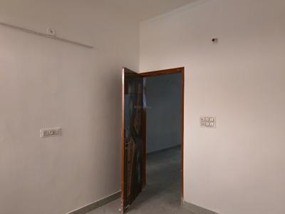 Bedroom Image of 900 Sq.ft 3 BHK Builder Floor for sale in DLF Ankur Vihar Ghaziabad for Rs. 3500333