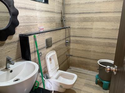 Bathroom Image of 950 Sq.ft 2 BHK Apartment / Flat for sale in Kolshet Thane for Rs. 10500000