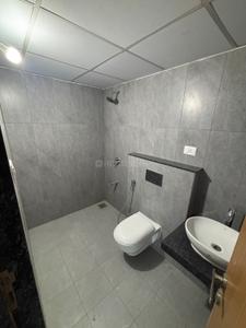 Bathroom Image of 1070 Sq.ft 2.5 BHK Apartment / Flat for rent in Geras Planet Of Joy, Upper Kharadi Pune for Rs. 45000