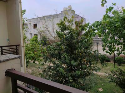 Kitchen Image of 5200 Sq.ft 5 BHK Villa for sale in Sector 93B Noida for Rs. 150000000