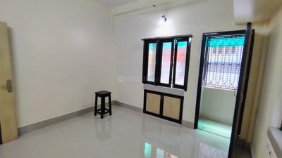 Hall Image of 950 Sq.ft 2 BHK Apartment / Flat for rent in Bangur Avenue Kolkata for Rs. 17000