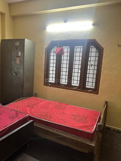 Advargo overseas Bedroom 1