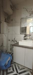 Bathroom Image of 1800 Sq.ft 3 BHK Builder Floor for rent in Pitampura New Delhi for Rs. 60500