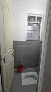 Bathroom Image of 410 Sq.ft 1 BHK Apartment / Flat for rent in Shivaji Nagar Pune for Rs. 10000