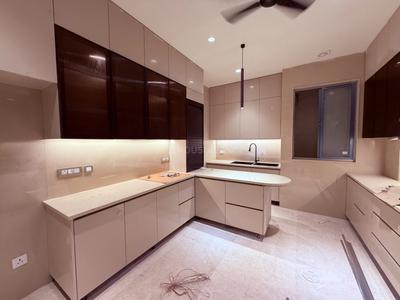 Kitchen Image of 2925 Sq.ft 4 BHK Builder Floor for sale in Defence Colony New Delhi for Rs. 160000000