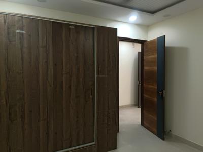 Bedroom Image of 1200 Sq.ft 3 BHK Builder Floor for sale in Pitampura New Delhi for Rs. 13000000