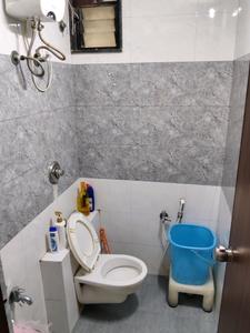 Common Bathroom Image of 972 Sq.ft 2 BHK Apartment / Flat for sale in Sun Suryansh Solitaire, Shilaj Ahmedabad for Rs. 5751000