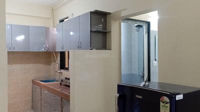 Kitchen Image of 600 Sq.ft 1 BHK Apartment / Flat for rent in Bharat Vihar New Delhi for Rs. 27000