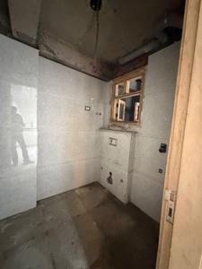 Bathroom Image of 905 Sq.ft 2 BHK Apartment / Flat for sale in Mandi New Delhi for Rs. 5500000