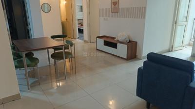 Living Room Image of 1450 Sq.ft 2.5 BHK Apartment / Flat for sale in Panchsheel Wellington, Crossings Republik Ghaziabad for Rs. 9700000
