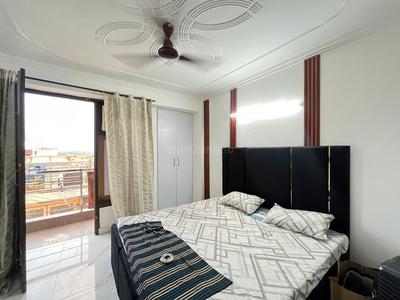 Bedroom Image of 520 Sq.ft 1 BHK Builder Floor for rent in Saket New Delhi for Rs. 12220