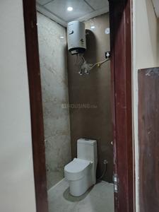 Bathroom Image of 1000 Sq.ft 2 BHK Apartment / Flat for rent in Icarus East Avenue, Malviya Nagar Jaipur for Rs. 30000