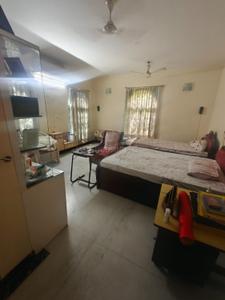 Bedroom Image of 4500 Sq.ft 4 BHK Apartment / Flat for rent in Kilpauk Chennai for Rs. 215000