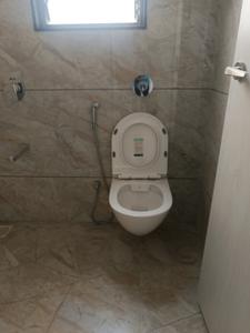 Common Bathroom Image of 950 Sq.ft 2 BHK Apartment / Flat for rent in Royal KP Stellar, Kondhwa Pune for Rs. 26000