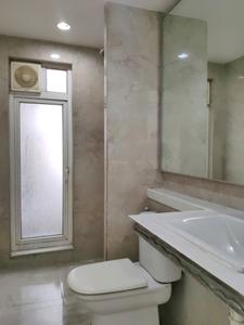 Common Bathroom Image of 1000 Sq.ft 2 BHK Apartment / Flat for sale in Soham Tropical Lagoon, Kasarvadavali Thane for Rs. 17000000
