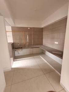 Kitchen Image of 1760 Sq.ft 3 BHK Apartment / Flat for rent in Sthapatya Bliss, Shilaj Ahmedabad for Rs. 31000