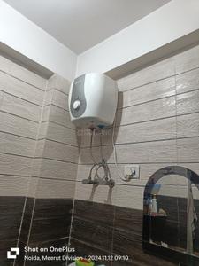 Bathroom Image of 690 Sq.ft 2 BHK Builder Floor for sale in Sector 73 Noida for Rs. 3000000