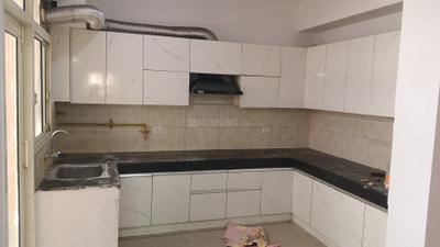 Kitchen Image of 1500 Sq.ft 3 BHK Apartment / Flat for rent in Keltech Golf Vista, Crossings Republik Ghaziabad for Rs. 25000