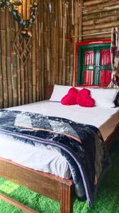 Image of 6120 Sq.ft 4 BHK Villa for sale in Burul, Kolkata for Rs. 16000000
