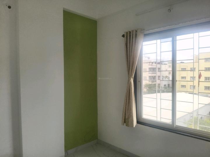 Sharayu Apartment Bedroom 1