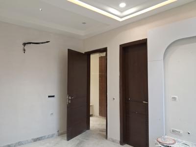 Bedroom Image of 1800 Sq.ft 3 BHK Builder Floor for sale in Paschim Vihar New Delhi for Rs. 37500000