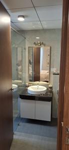 Bathroom Image of 1350 Sq.ft 2 BHK Apartment / Flat for sale in Radiance Eternity, Thoraipakkam Chennai for Rs. 16500000