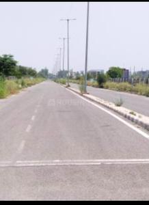 Image of 60 Sq.ft Residential Plot / Land for sale in Sector 34 Rohini, New Delhi for Rs. 15000000