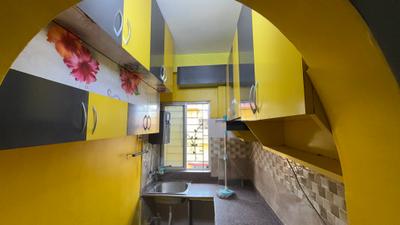Kitchen Image of 850 Sq.ft 2 BHK Apartment / Flat for rent in Nagerbazar Kolkata for Rs. 14500