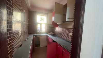 Kitchen Image of 1400 Sq.ft 3.5 BHK Builder Floor for rent in Sector 47 Noida for Rs. 26000