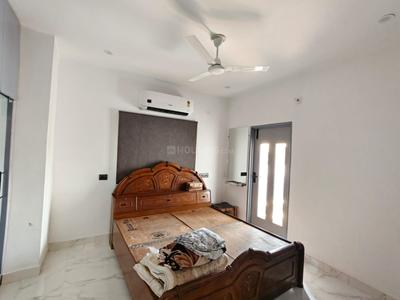 Bedroom Image of 1150 Sq.ft 2 BHK Apartment / Flat for rent in Metroview Apartment, Sector 13 Dwarka New Delhi for Rs. 42000