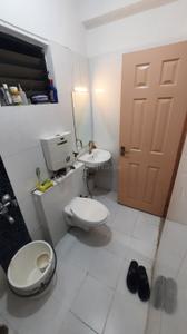 Bathroom Image of 1200 Sq.ft 3 BHK Penthouse for rent in Vindhyanchal Nagar Indore for Rs. 30000