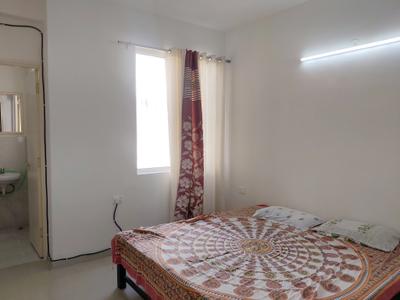 Bedroom Image of 900 Sq.ft 3 BHK Apartment / Flat for rent in Pyramid Altia, Sector 70 Gurgaon for Rs. 43000