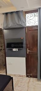 Bedroom Image of 900 Sq.ft 2 BHK Builder Floor for rent in Rajouri Garden New Delhi for Rs. 36000