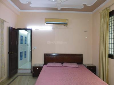 Bedroom Image of 2800 Sq.ft 4 BHK Independent House for rent in Sector 50 Noida for Rs. 120000