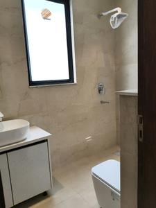 Common Bathroom Image of 2400 Sq.ft 3 BHK Builder Floor for rent in Sector 23 Gurgaon for Rs. 50000