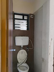 Common Bathroom Image of 700 Sq.ft 1 BHK Apartment / Flat for sale in Kalyan West Kalyan for Rs. 5800000
