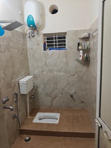 Bathroom Image of 1300 Sq.ft 3 BHK Independent House for rent in Maharatoli Ranchi for Rs. 15000