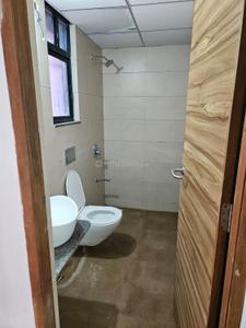 Bathroom Image of 1700 Sq.ft 3 BHK Apartment / Flat for rent in Diwali Skyz, Vaishno Devi Circle Ahmedabad for Rs. 32000