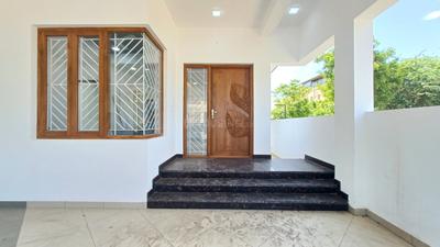 Balcony Image of 3100 Sq.ft 3 BHK Independent House for sale in Saravanampatty Coimbatore for Rs. 23000000