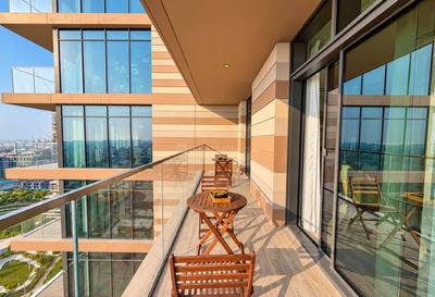Balcony Image of 1821 Sq.ft 3 BHK Apartment / Flat for rent in Al Wasl Dubai for Rs. 910000